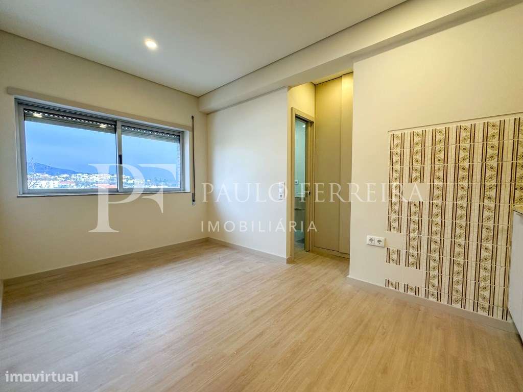 Apartamento T0 novo - Grande imagem: 2/5