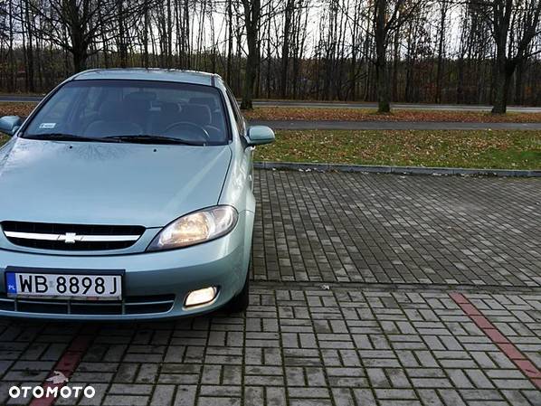 Chevrolet Lacetti - 20