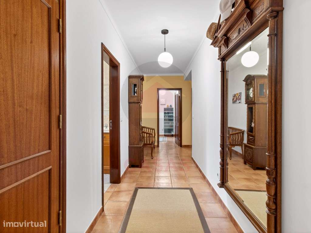 Moradia T3 com Piscina e Terreno em Osseira - Carvalhal Benfeito-8