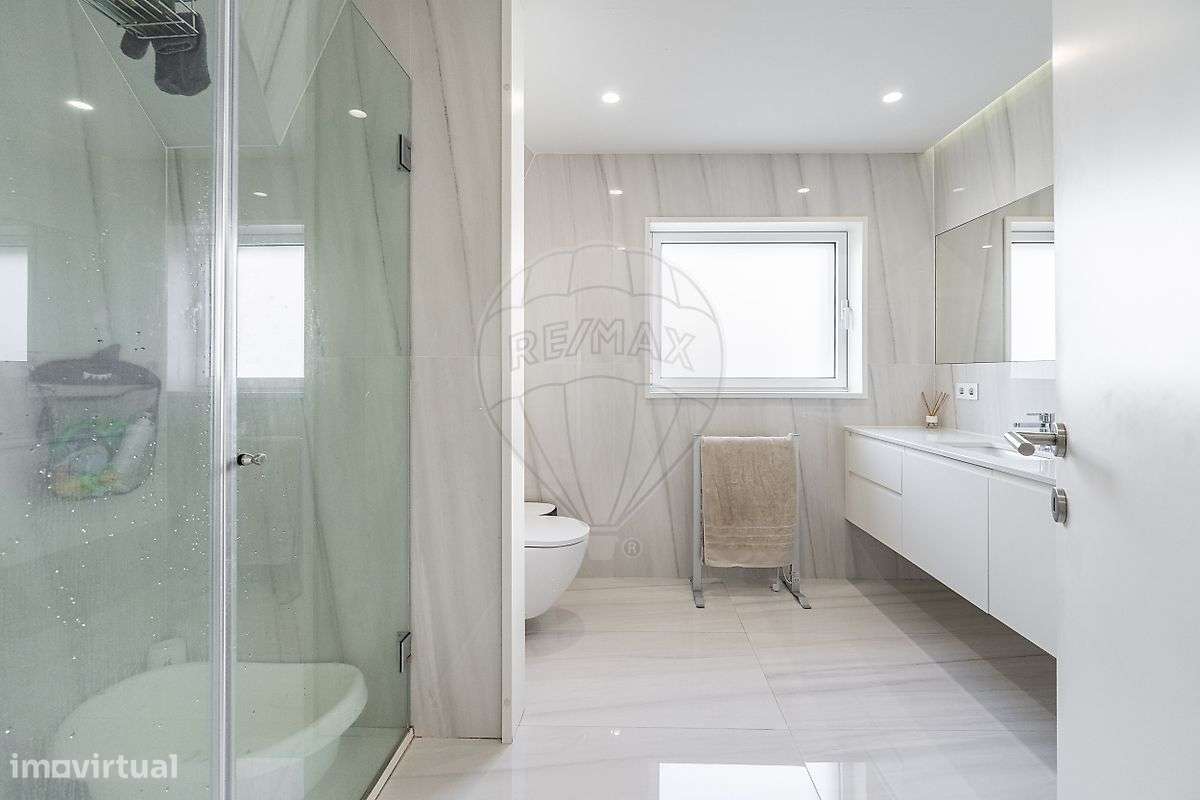 Moradia T4 para venda-25