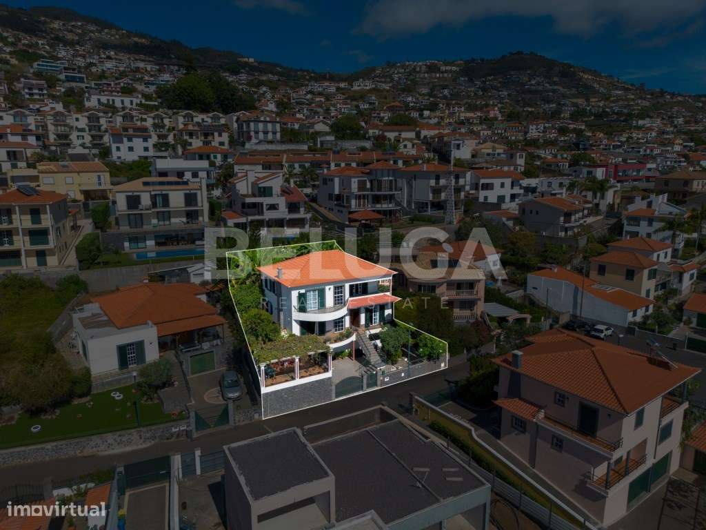 MORADIA T4 COM QUINTAL || URBANIZAÇÃO 'QUINTA DO FAIAL' (FUNCHAL)-4