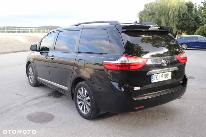 Toyota Sienna 3.5 V6 Limited AWD - 8