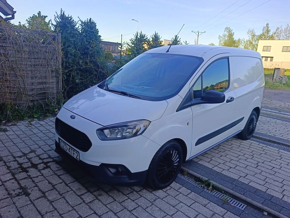 Ford Transit Courier 2019