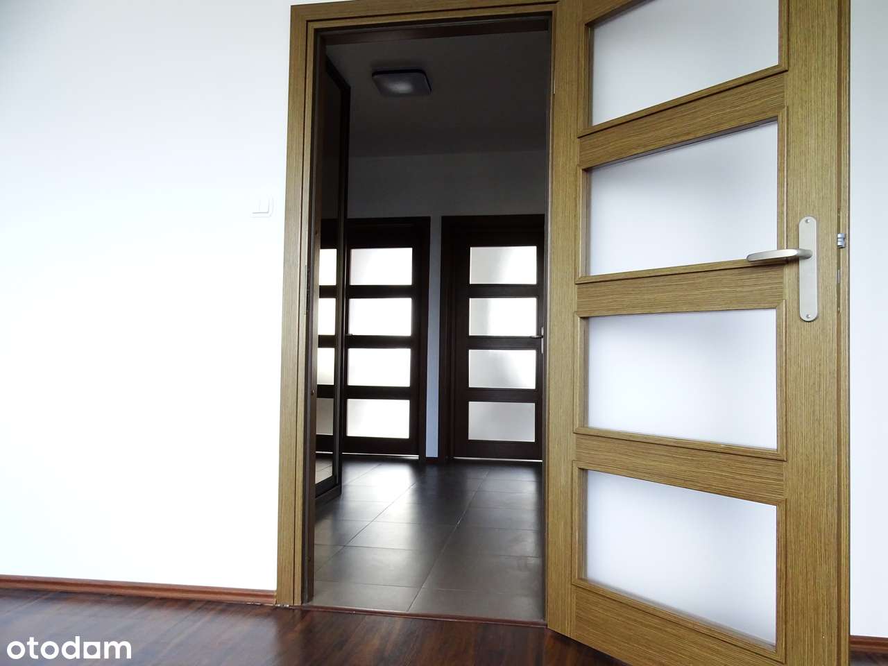 Dwa pokoje w nowoczesnym bloku na os. Batorego-9