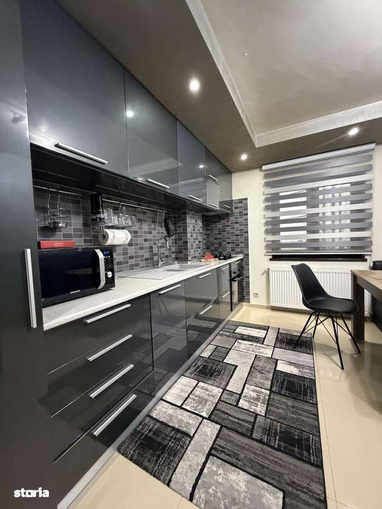 Apartament 3 decomandate etaj 2 /4-0