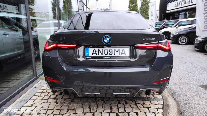 BMW i4 eDrive40 Desportiva M - 4