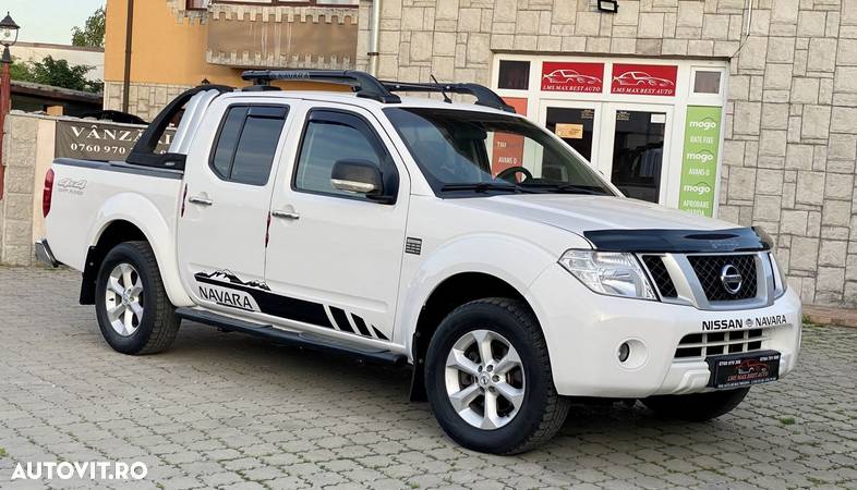 Nissan Navara 2.5 dCi DPF 4X4 Double Cab SE - 9