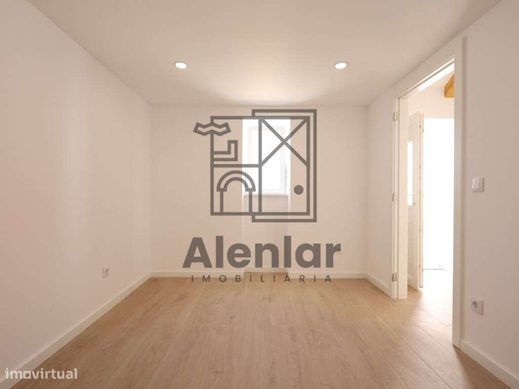MORADIA T1 NOVA em Alenquer-12