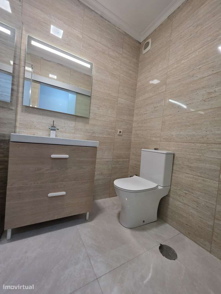 T1+1 junto Câmara Municipal Matosinhos - Grande imagem: 3/23