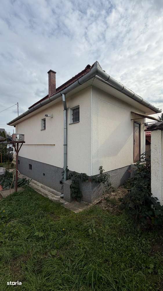 Casa de vacanta la 100m de strandul cu apa termala-9