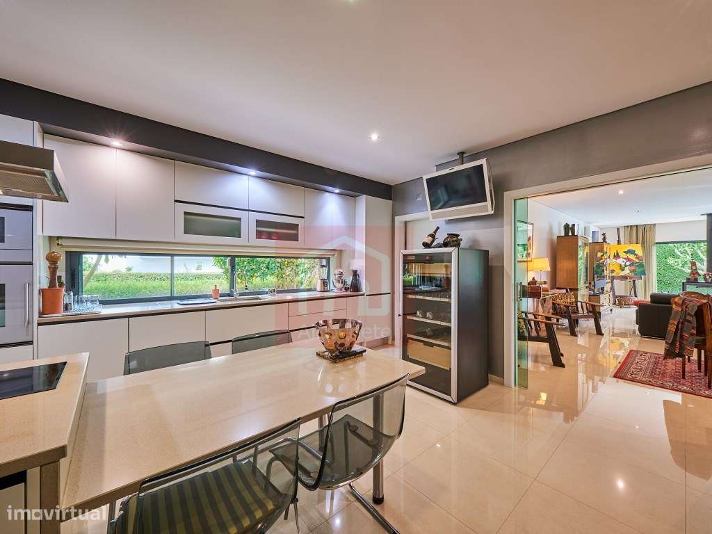 Moradia T4 de Luxo com piscina inserida no condominio privado em Sã...-19