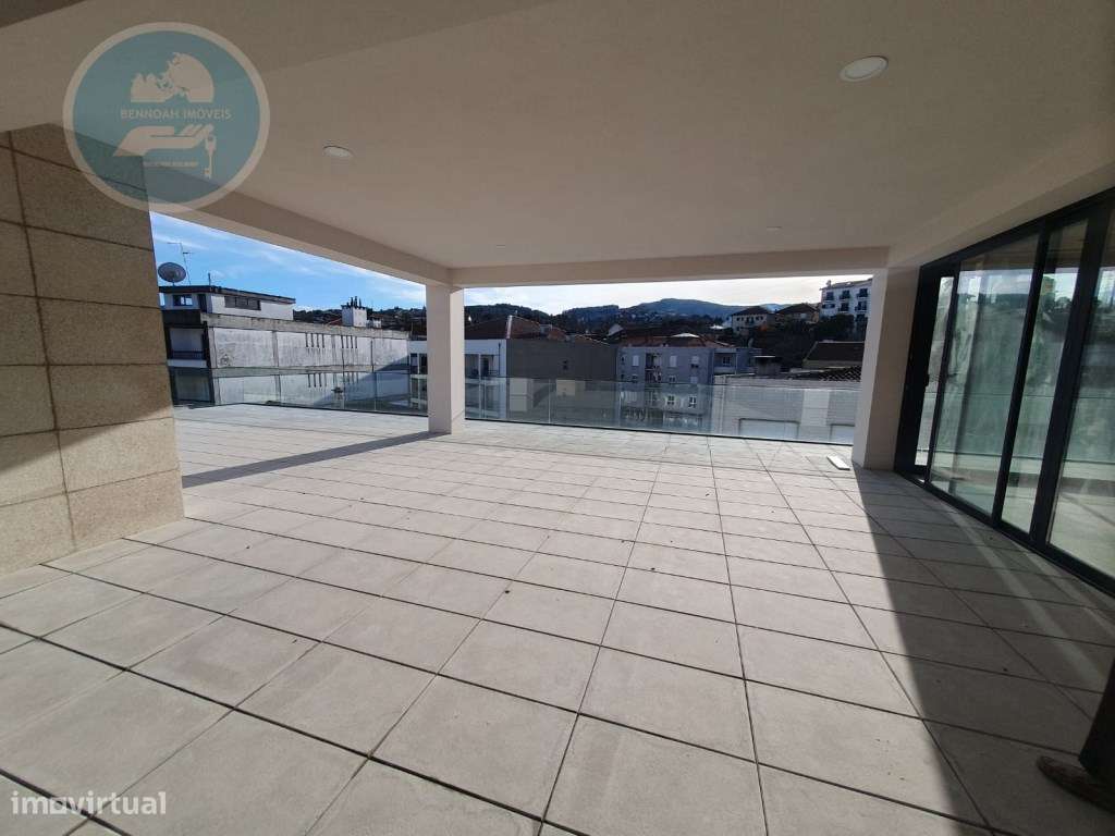 Penthouse T3 Arco de Baúlhe-32