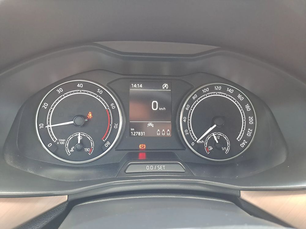 SKODA KAMIQ Style 1.0TSI 110KM ACC Kamera SmartLink Klima ASO Salon PL