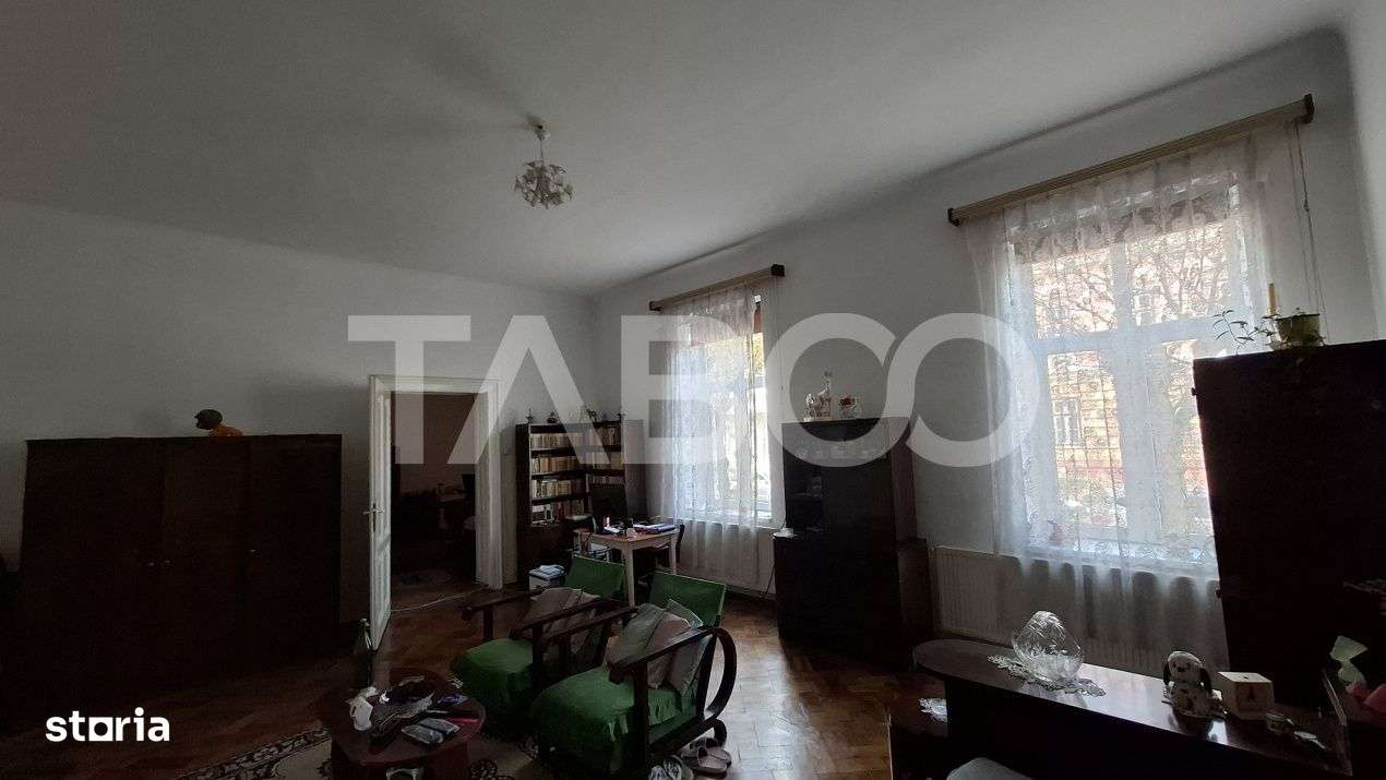 Apartament la vila 3 camere de vanzare 113 mp zona Ultracentral Sibiu - Imagine principală: 5/10