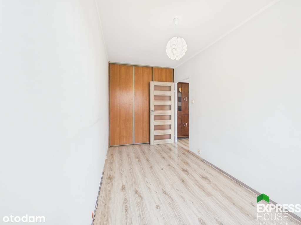 Świetnie skomunikowane 4 pokoje na Wyszyńskiego-5