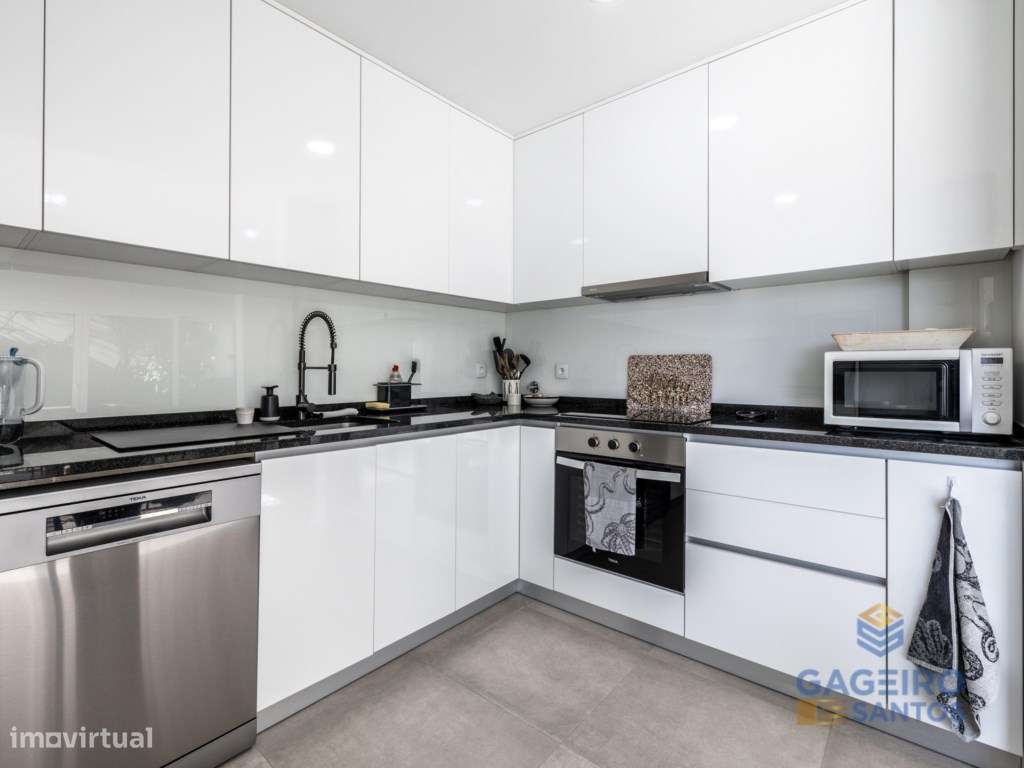 Moradia T4 - Moderna, Inteligente e Eficiente-28