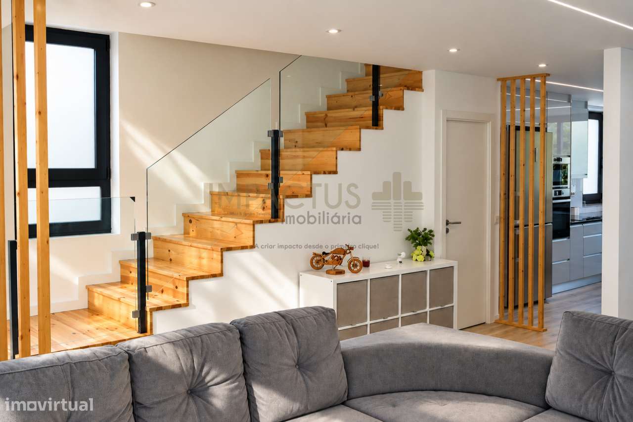 Moradia T3+T1 renovados-10