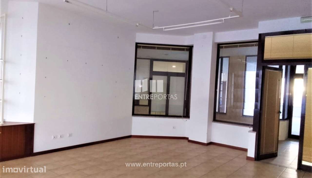 Venda de Loja, Meadela, Viana do Castelo - Grande imagem: 5/29