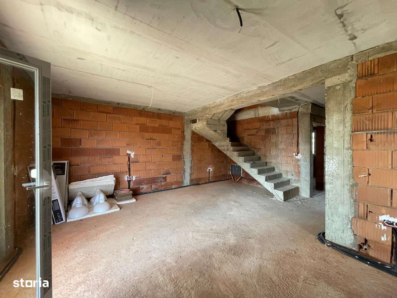 Duplex 3 dormitoare, predare la cheie Mosnita Noua - Imagine principală: 2/15