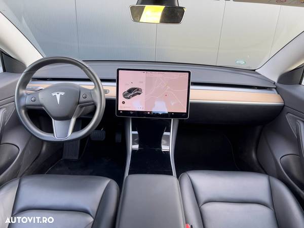 Tesla Model 3 Langstreckenbatterie Allradantrieb Dual Motor - 14