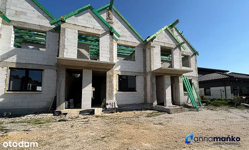 Nowoczesne mieszkanie z wysokim salonem-8