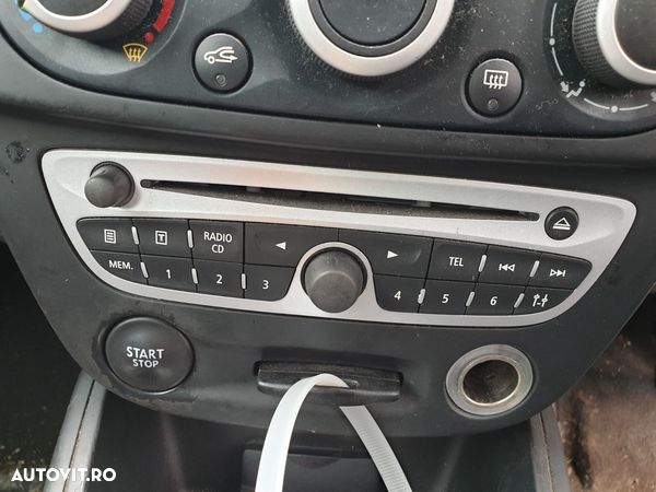 Radio CD Player Radio Renault Megane 3 2008 - 2015 [C2171] - 1