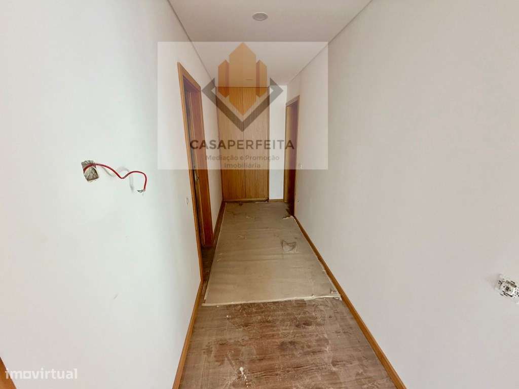 Apartamento T3 NOVO com 156m2, Terraço e Lugar de Garagem - Nogueir...-15