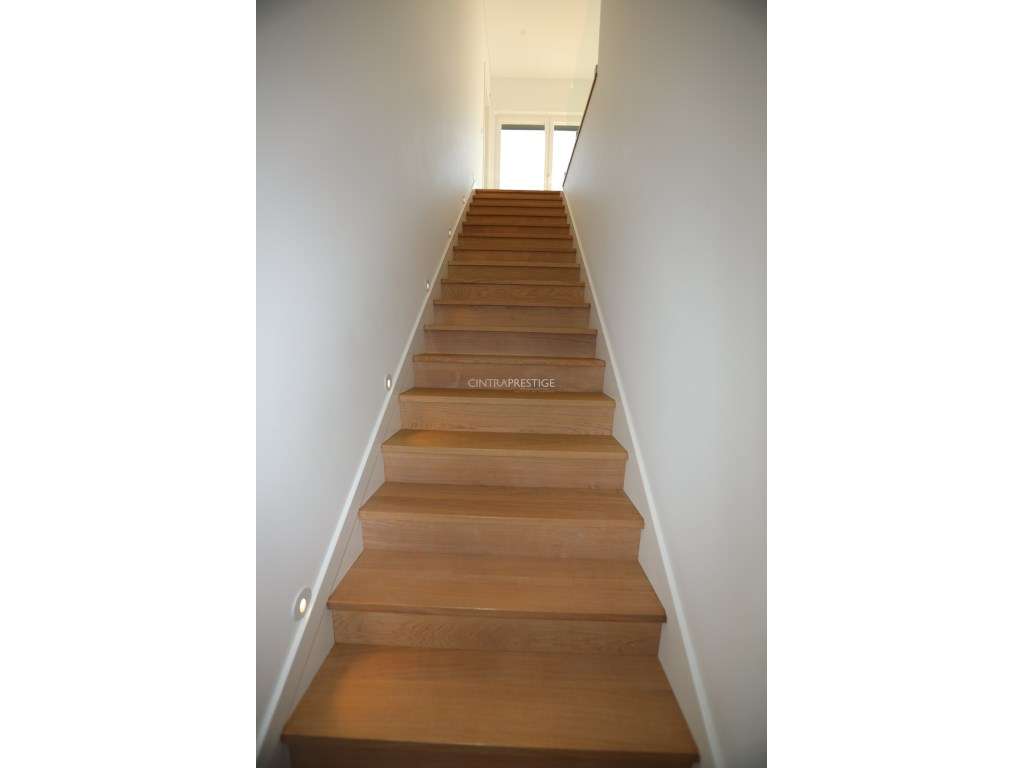 Moradia T4 Familiar de Sonho em Sintra - Vista Única sobre o Patrim...-43