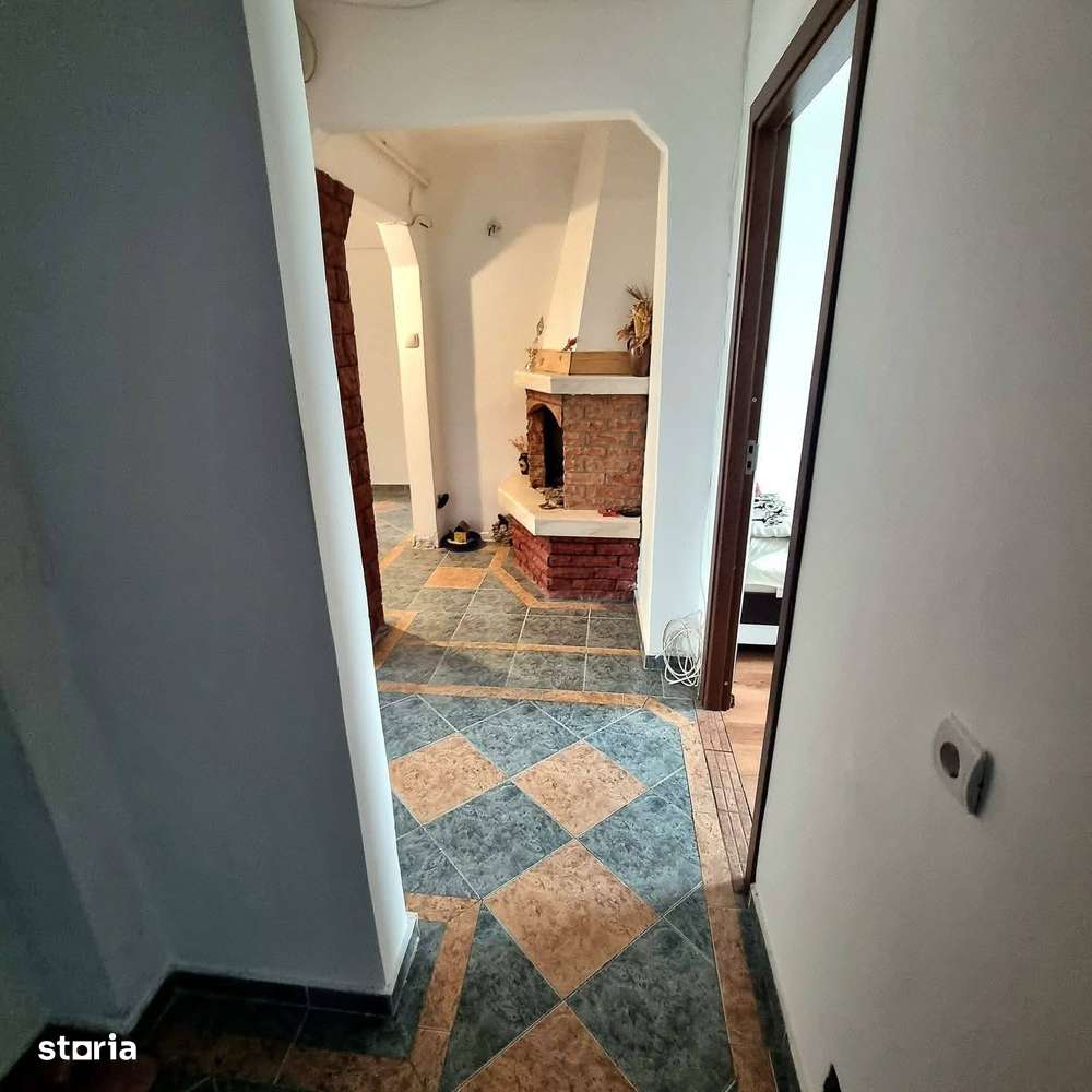 De vanzare 4 camere,2 balcoane,mobilat și utilat zona ultracentrala-13