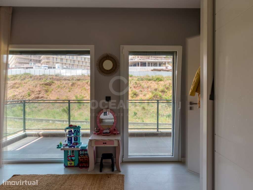 Penthouse T3 com terraço - Oeiras-31