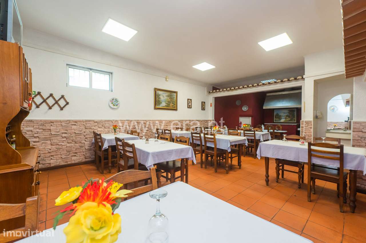 Trespasse - Restaurante / Café em Odivelas-31