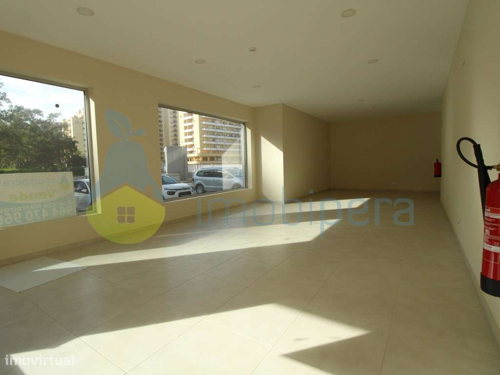 Loja para venda em Portimão, Praia da Rocha - Grande imagem: 4/9