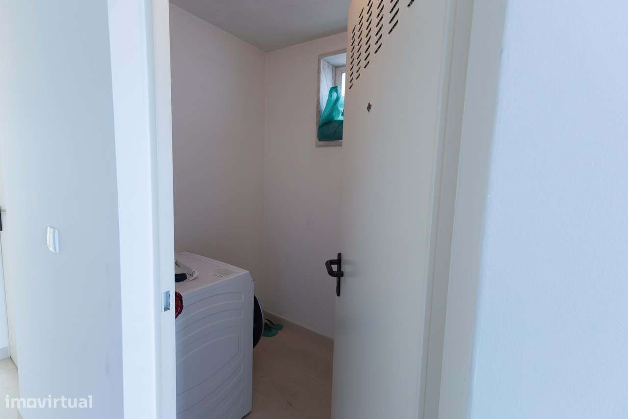 Apartamento T3 na Praceta Vale de Gatos, Amora-31