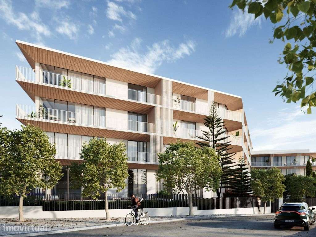 Apartamento T3 com terraço e estacionamento em Carcavelos - Grande imagem: 4/66