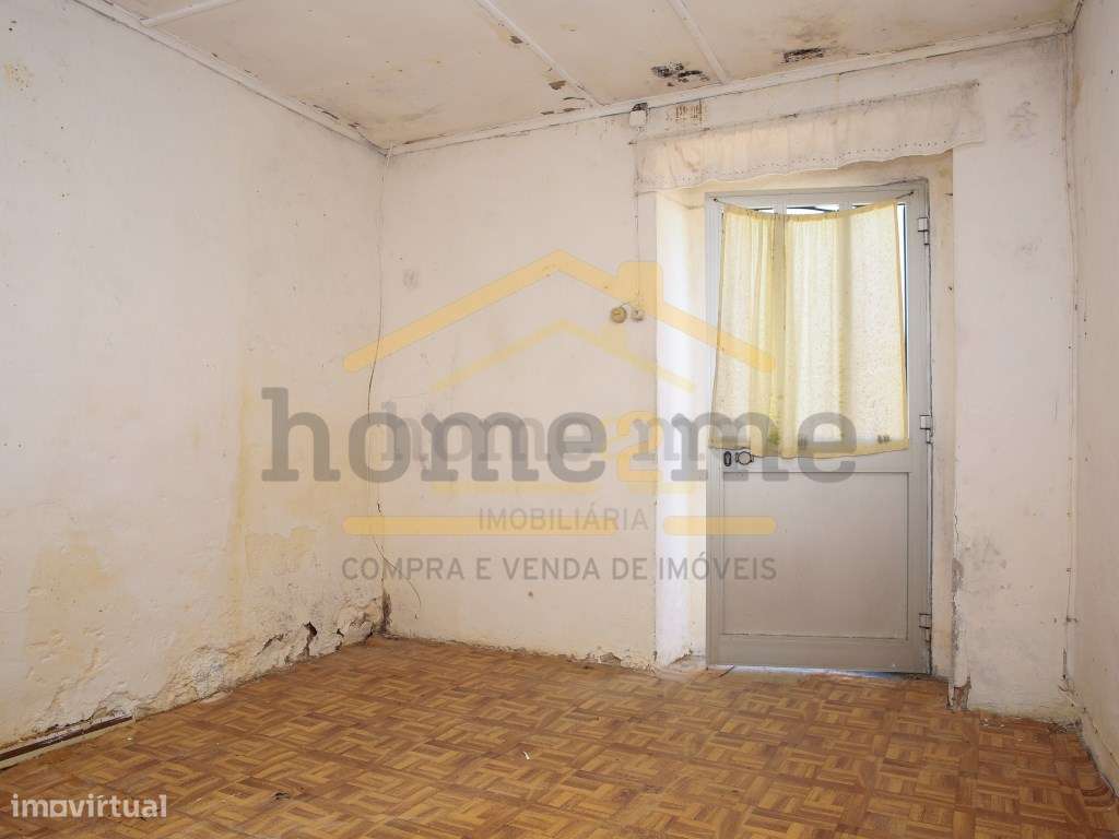 Moradia T2 para Recuperar- Serra- Santana da Carnota ,Alenquer - Grande imagem: 2/27