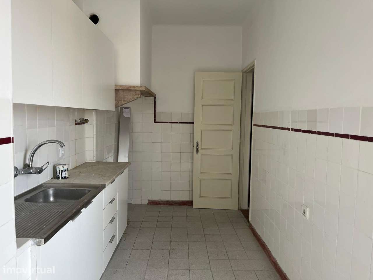 Apartamento t2 à venda na Rua General Humberto Delgado - Grande imagem: 5/15