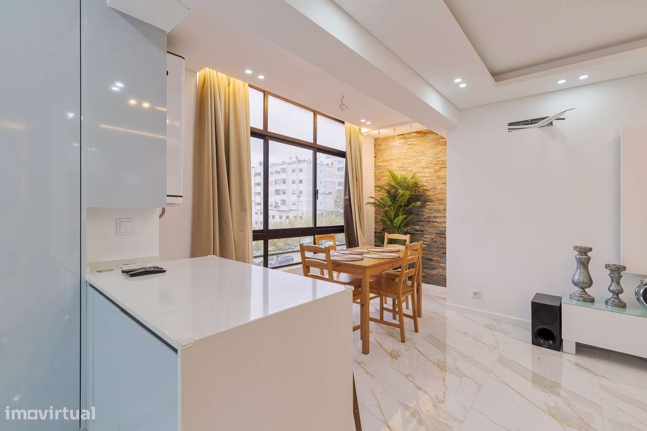 FEIJÓ - Apartamento T3 com 1 suite e 2 WC - Grande imagem: 5/22