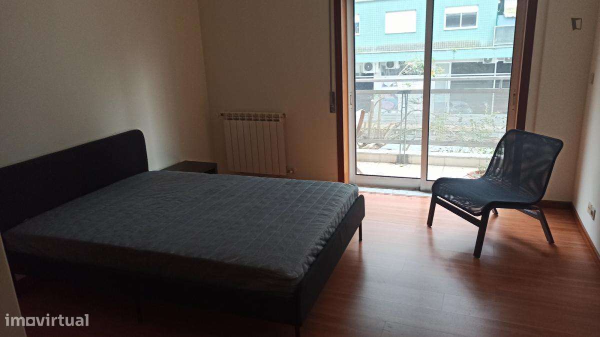 Apartamento com 4 quartos - localizado em Nogueiró e Tenões Braga - Grande imagem: 4/10