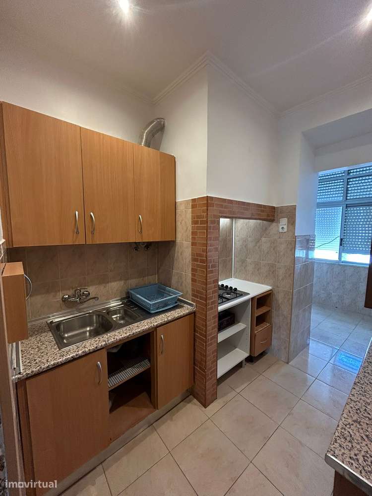 Apartamento T1+1 em Propostas Múltiplas-17
