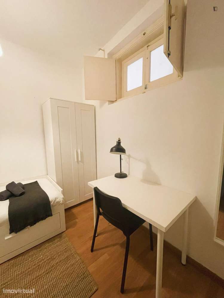 Quarto - localizado em Arroios Lisbon - Grande imagem: 3/38