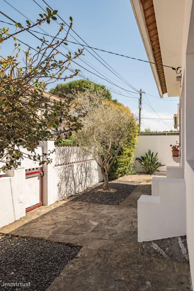 Moradia T4 com piscina em Algueirão Mem Martins, Sintra-34