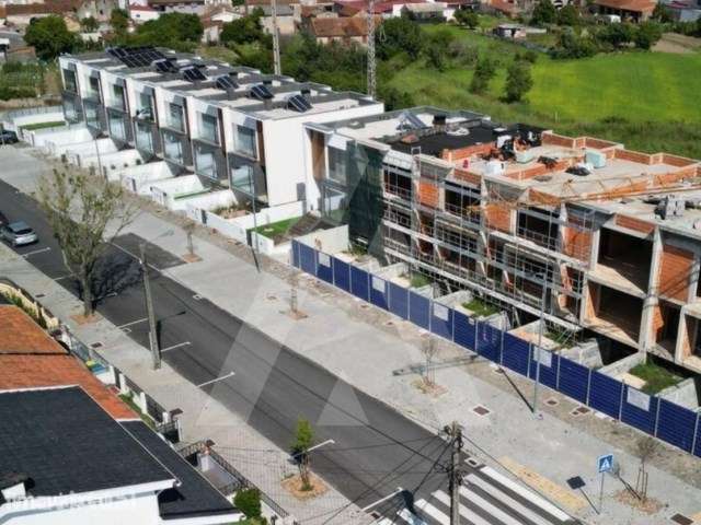 Moradias T3 de arquitetura moderna localizada em Cacia - Grande imagem: 2/32