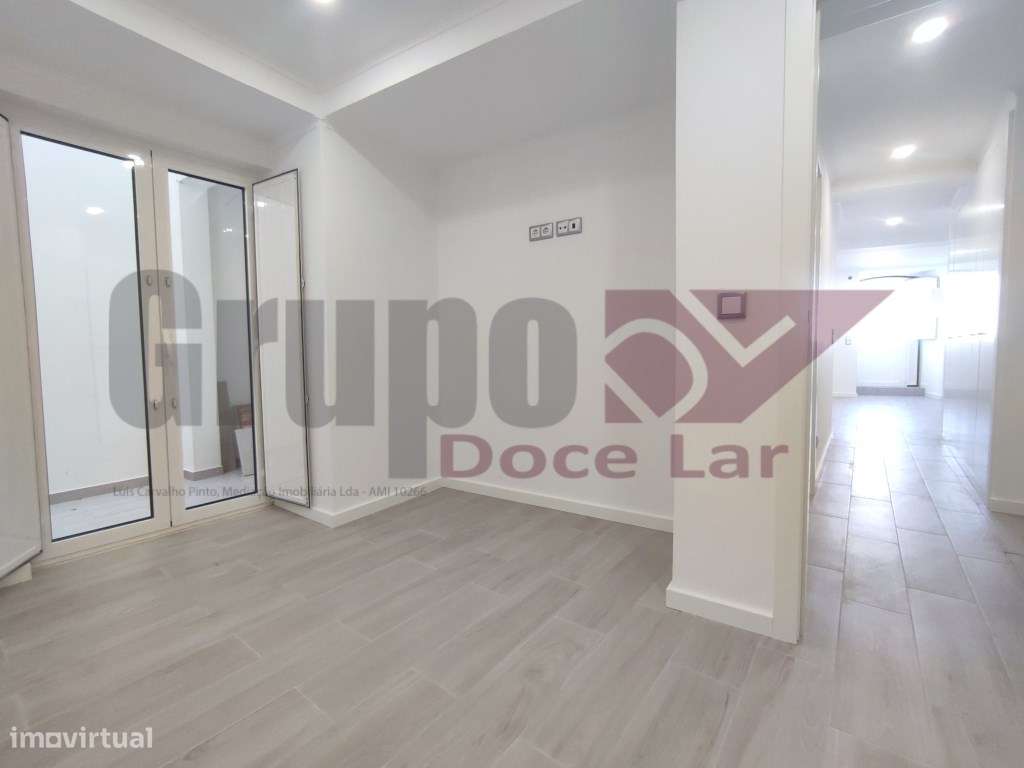 SESIMBRA - Apartamento T2 TOTALMENTE REMODELADO-7