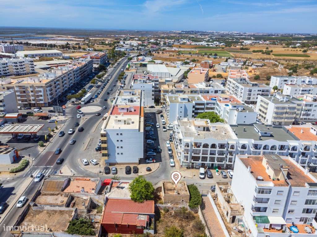 Terreno com Casa em ruínas no Centro de Olhão-11