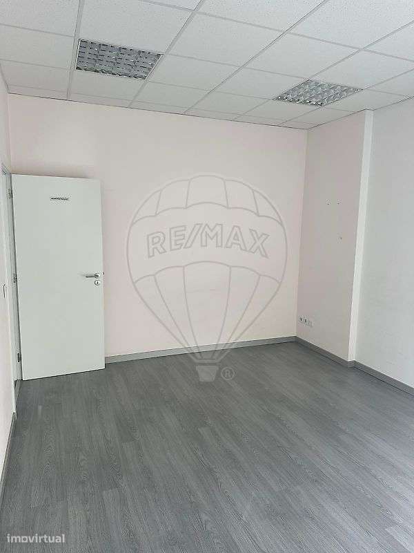 Outros - Comercial  para arrendamento - Grande imagem: 4/11