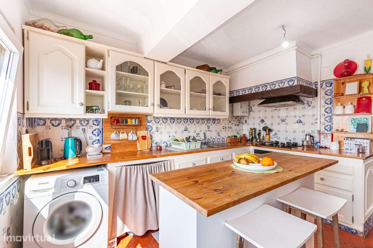 Apartamento T3 com Vista Panorâmica no Montijo-10