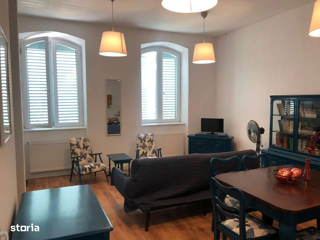 Vilă D+P+M cu 4 unități independente închiriate , randament imediat-3