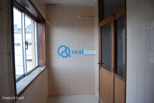 Apartamento T3 Vilar de Andorinho Vila Nova de Gaia-11