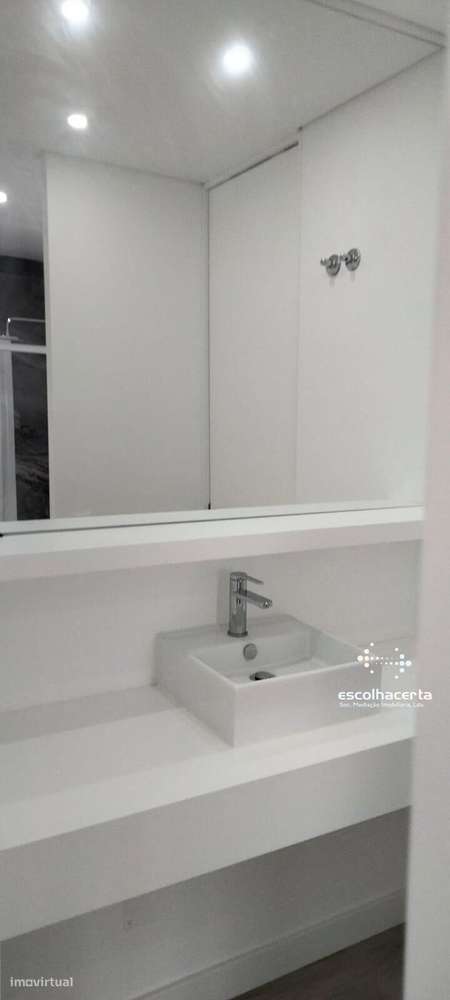 Moradia T1 terrea totalmente renovada-7