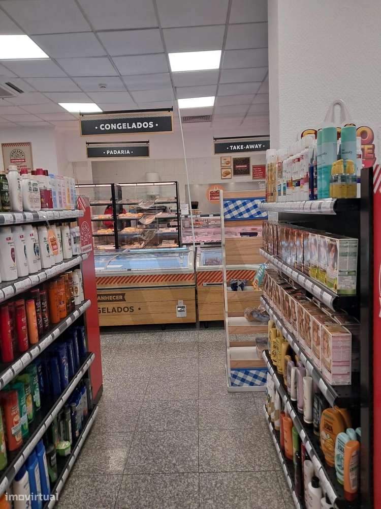 Supermercado para trespasse no Parque das Nações - Grande imagem: 3/17